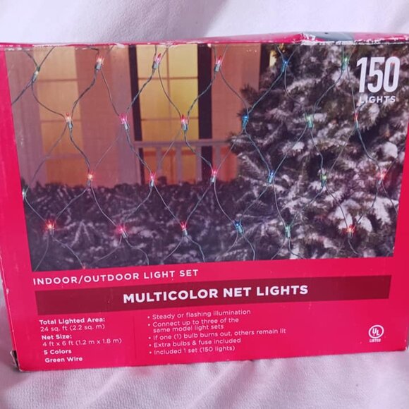 New in Opened Box Multi-Color Net Light with 150 Bulbs - Picture 2 of 10